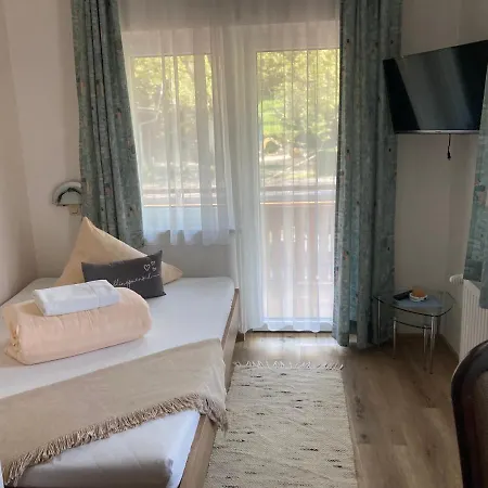 بيت ضيافة Seecamping & Mentl Landskron