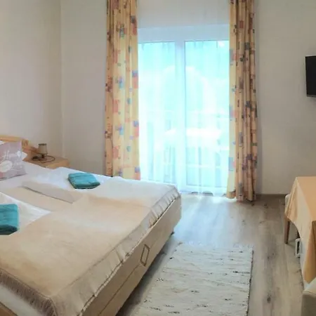 Seecamping & Mentl بيت ضيافة Landskron